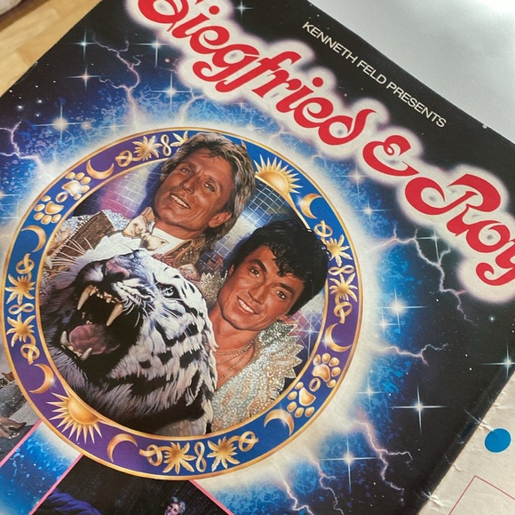 Ringling brothers Barnum, and Bailey Circus souvenir program - Picture 9 of 12